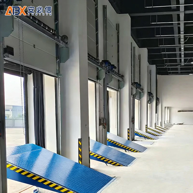 来宾翻板提升门
